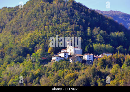 Italia Friuli Venezia Giulia Antro è un villaggio nei pressi di Pulfero in provincia di Udine Foto Stock