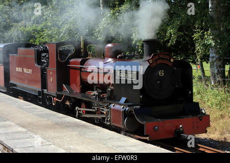 N. 6 "Blickling Hall" alla stazione di Coltishall, Bure Valley Railway, Norfolk, Regno Unito Foto Stock
