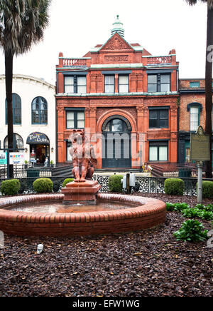 Savannah in Georgia, il vecchio scambio di cotone è ora un libero muratore hall Foto Stock