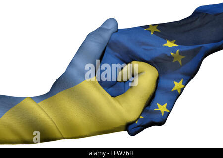 Handshake diplomatiche tra paesi: bandiere di Ucraina e Unione europea sovradipinta le due mani Foto Stock