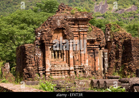 Cham tempio del sito archeologico di mio figlio vicino a Hoi An Vietnam Foto Stock