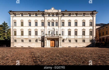 Trento è una città italiana situata nel fiume Adige Valle in Trentino-Alto Adige/Südtirol. È la capitale del Trentino Foto Stock