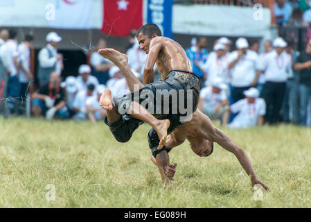 Lottatori combattimenti, Kirkpinar Foto Stock