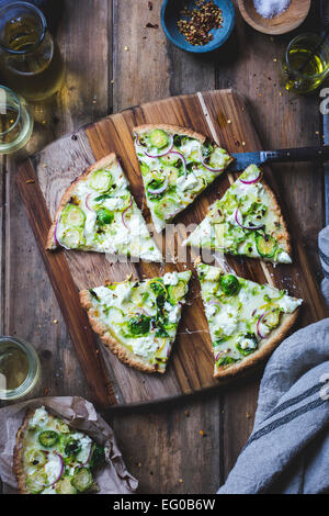 Bruxelles germogliare la pizza. Foto Stock