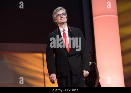 Berlino, Germania. 12 Febbraio, 2015. Wim Wenders Direttore Onorario di Orso d oro per Wim Wenders, il Festival del Cinema di Berlino Berlinale Palast di Berlino, Germania 12 febbraio 2015 Dit76682 © Allstar Picture Library/Alamy Live News Foto Stock