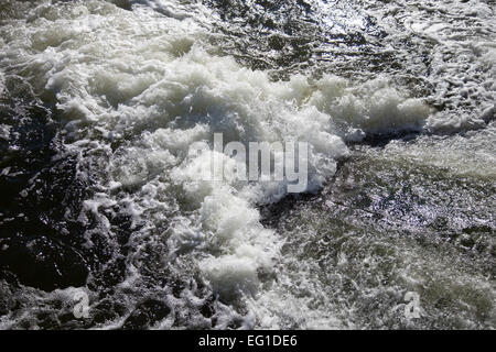 Acqua Racing in fermento Foto Stock