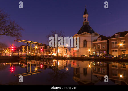 Il villaggio storico Leidschendam, situato nei Paesi Bassi alla Rijn-schiekanaal Foto Stock