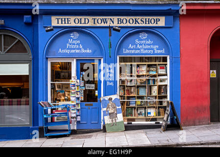 La Città Vecchia Bookshop su Victoria Street nella Cittã Vecchia di Edimburgo,. Questo negozio è ora chiuso (gennaio 2018). Foto Stock