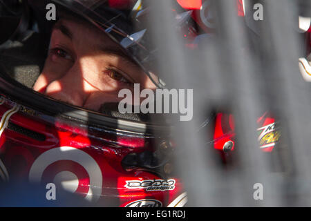 Daytona Beach, FL, Stati Uniti d'America. Xiii Febbraio, 2015. Daytona Beach, FL - Feb 13, 2015: la NASCAR Sprint Cup Series le squadre a prendere il via per la Sprint Unlimited al Daytona International Speedway di Daytona Beach, FL. © csm/Alamy Live News Foto Stock