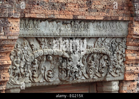 East Mebon tempio (952), Angkor, Cambogia Foto Stock