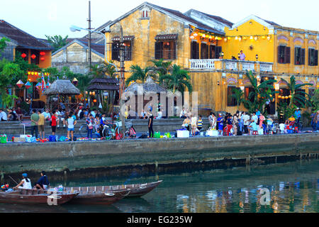 Serata in Hoi An, Thu Bon River, Vietnam Foto Stock