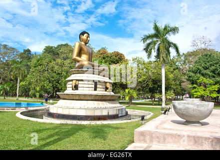 Parco Viharamahadevi, il più antico e il più grande parco nel cuore della città di Colombo Foto Stock