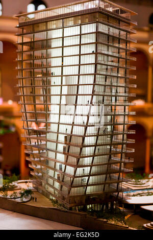 Modello architetturale per il grattacielo, spazio aperto ufficio edificio - USA Foto Stock