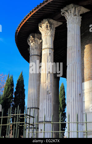 Tempio di Ercole Vincitore (120 BC), Foro Boario, Roma, Italia Foto Stock