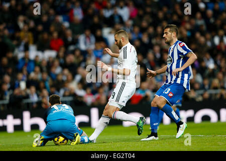 Madrid, Spagna. Xiv Feb, 2015. La Liag Football League. Real Madrid contro Deportivo La Coruna. 9 Karim Benzema in avanti del Real Madrid . Credito: Azione Sport Plus/Alamy Live News Foto Stock