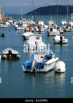 Binic,la pesca in barca in porto,Cotes-d'Armor,Bretagne,Brittany,Francia Foto Stock