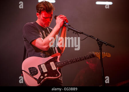 Assago Milano Italia. 14 febbraio 2015. Il British indie rock band GENGAHR esegue live al Mediolanum Forum apertura della mostra di Alt-J Credito: Rodolfo Sassano/Alamy Live News Foto Stock