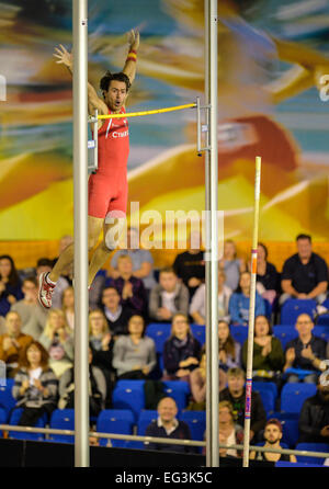 Sheffield, Regno Unito. 15 Feb, 2015. British Indoor Athletics Championship. Paul Walker a competere in Pole Vault. © Azione Sport Plus/Alamy Live News Foto Stock