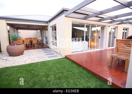 Alfresco Entertaining Area nella dimora suburbana a Melbourne in Australia Foto Stock