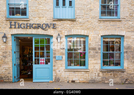 Sportello anteriore del principe Charles's Highgrove store nel Cotswold città di Tetbury, Gloucestershire, England, Regno Unito Foto Stock
