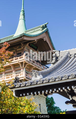 Dettagli architettonici nel quartiere di Higashiyama, Kyoto, Giappone Foto Stock