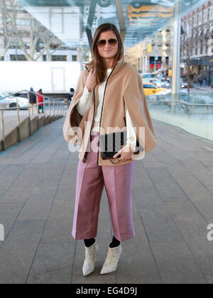 Fashion blogger Tilden Brighton, di essere luminoso, arrivando alla pista mongolo show di New York City - Feb 13, 2015 - Foto: Pista Manhattan/Charles Eshelman/picture alliance Foto Stock