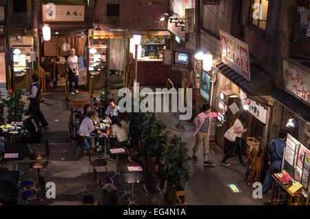 Plaza principale in stile retrò Shin-Yokohama Ramen Museum, Yokohama, Giappone Foto Stock