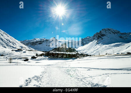 Llandscape e località sciistica nelle Alpi Francesi,Tignes, Le Clavet, Tarentaise, Francia Foto Stock