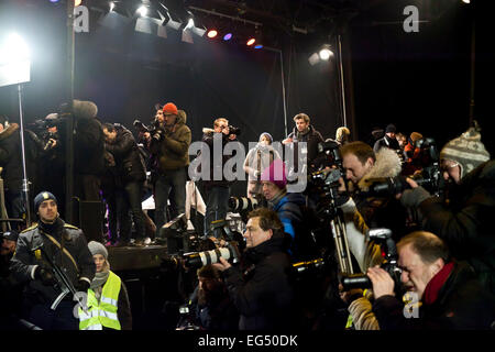 Copenhagen, Danimarca, 16 febbraio, 2015: i fotografi che copre la cerimonia commemorativa a Copenaghen in seguito a questo fine settimana attacchi terroristici Credito: OJPHOTOS/Alamy Live News Foto Stock