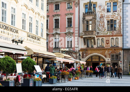 Piazza della Città Vecchia di Praga Foto Stock