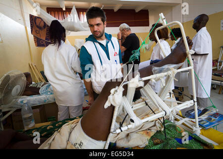 Chirurgia d'emergenza progetto presso l'Ospedale Generale di MSF di Bangui ,Repubblica Centrafricana ,l'Africa Foto Stock