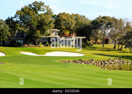 Iconico xviii verde a Arnold Palmer's Bay Hill Golf Course, Orlando, Florida, America Foto Stock