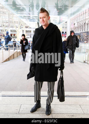 New York, New York, Stati Uniti d'America. Xvi Feb, 2015. Adam Bagy arrivando a La Carolina Herrera pista show di New York City - Feb 16, 2015 - Foto: Pista Manhattan/Charles Eshelman/picture alliance Credit: dpa picture alliance/Alamy Live News Foto Stock