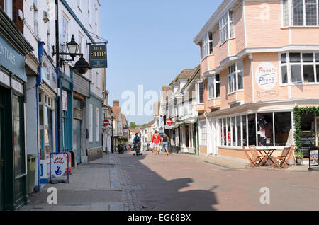 Vista lungo la West Street faversham in Kent Foto Stock