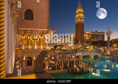 Gondole laguna Venetian Hotel Casino la striscia di Las Vegas Nevada USA Foto Stock