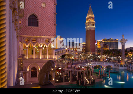 Gondole laguna Venetian Hotel Casino la striscia di Las Vegas Nevada USA Foto Stock