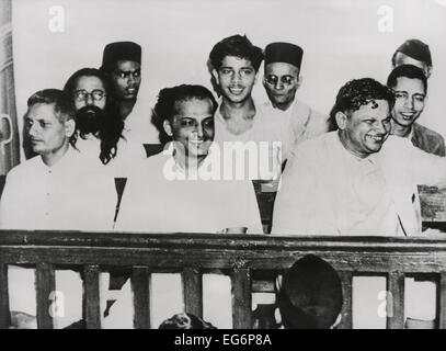 Gli uomini accusati di omicidio di Mohandas Gandhi. Del gruppo in prova, Nathuram Godse e Narayan Apte sono stati condannati a Foto Stock