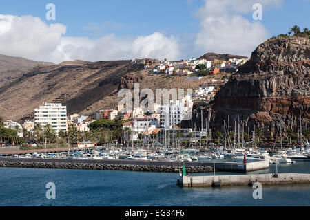 Townscape e porta, San Sebastian, La Gomera, isole Canarie, Spagna Foto Stock