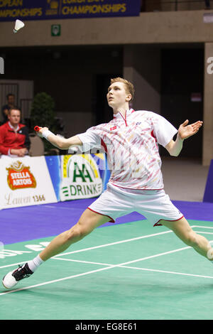 LEUVEN, Belgio, 14/02/2015. Badminton player Viktor Axlsen (Danimarca, nella foto) battiti Dieter Domke della Germania nelle semifinali del misto europeo Campionati del Team in Leuven, 2015. Foto Stock