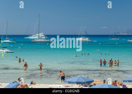 Spiaggia di Ses Illetes, Formentera, isole Baleari, Spagna Foto Stock