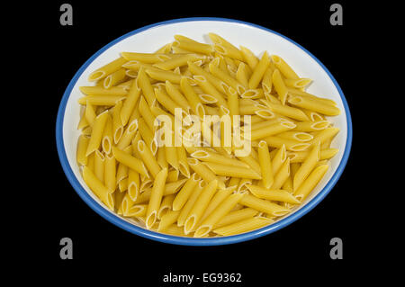 Penne la pasta in una ciotola Foto Stock