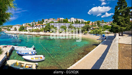 Città di Hvar turchese vista fronte mare, Dalmazia, Croazia Foto Stock