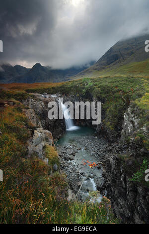 Regno Unito, Scozia, Isola di Skye, Cullins, coire ne Creiche, Fairy piscine Foto Stock