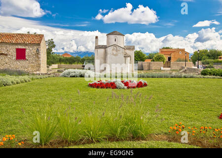 Piccola cattedrale della città di Nin, Dalmazia, Croazia Foto Stock