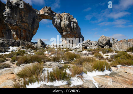 Wolfberg arco nella neve, Cederberg Wilderness, Sud Africa Foto Stock