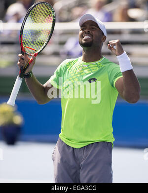 Delray Beach, FL, Stati Uniti d'America. Xx Febbraio 2015. Delray Beach, FL - 20 febbraio: Donald giovani(USA) celebra la sconfitta di Alexandr Dolgopolov(UKR) 26 6364 al 2015 Delray Beach Open del veneziano di Las Vegas. Fotografo Andrea, Patrono. Credito: Andrea, Patrono/ZUMA filo/Alamy Live News Foto Stock