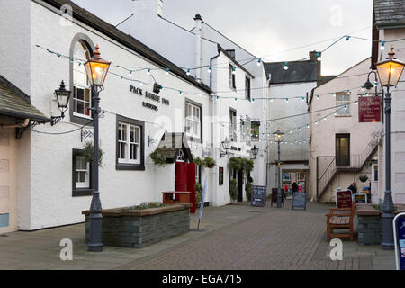 Il Pack Horse Inn a Keswick, Cumbria, Inghilterra Foto Stock