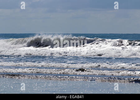 Grandi onde in ocean Foto Stock