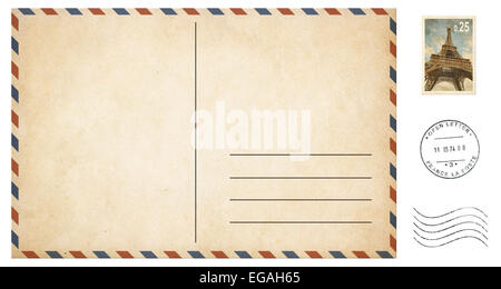 Vecchia cartolina vuoto isolato su bianco con francobolli impostato Foto Stock