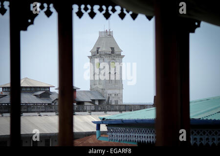 Torre di Beit-al-Ajaib (Casa delle meraviglie) in Stone Town Zanzibar Foto Stock